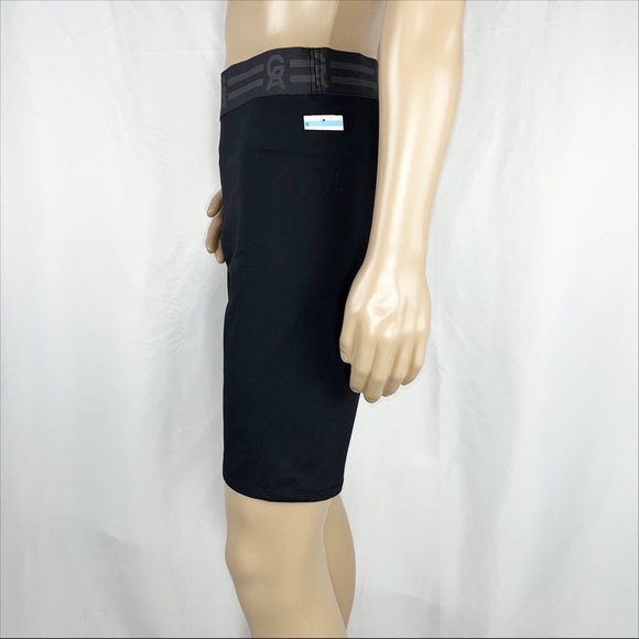 Good American Black Athletic Shorts - Picture 3 of 10